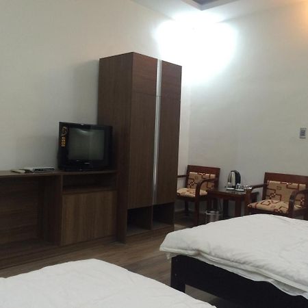 Khai Hoan Hotel Донґван Екстер'єр фото