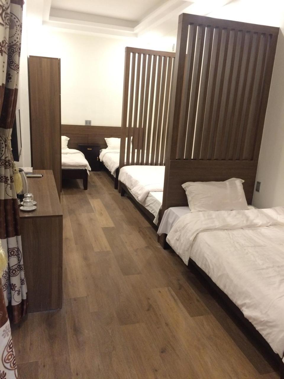 Khai Hoan Hotel Донґван Екстер'єр фото